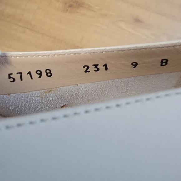 Salvatore Ferragamo Boutique Heels - Picture 10 of 14